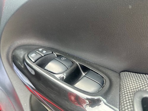 2018 Nissan Juke 1.2 DIG-T N-Connecta SUV 5dr Petrol Manual Euro 6 (s/s) (115 ps - Picture 21 of 24