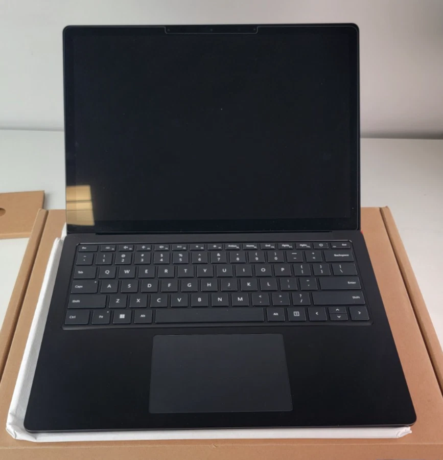 （最終値下げ）surface laptop4 512gb ram8gb マイクロソフト Surface Laptop 4 15インチ/Ryzen 7/8GBメモリ/512GB