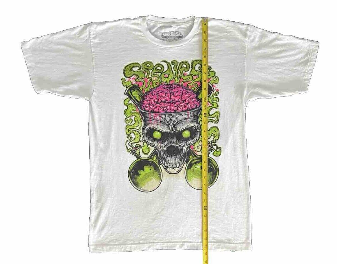 Seedless Clothing Bong Skull TShirt Size Large - image 3