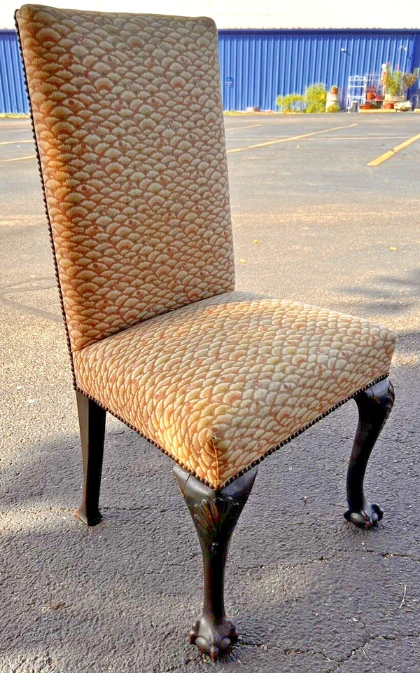 Arthur Pope Watson & The Chateau - Cuatro sillas de comedor Chippendale Ball and Garra Foto 3 de 4