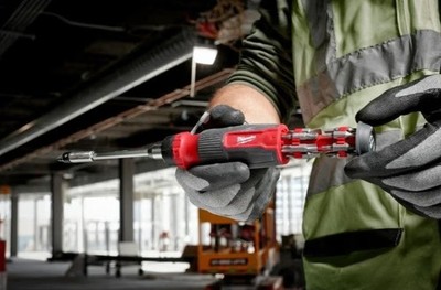 Milwaukee 27 in 1 Spezialeinsätze Multi-Bit Schraubendreher, 48-22-2904 Ref A19