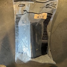 New Metra 99-7405 Single DIN Stereo Dash Kit w/ Pocket for 2004-up Nissan Titan