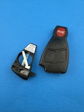 USED OEM MERCEDES-BENZ 4-BUTTON IYZ 3312 KEYLESS REMOTE TRANSMITTER - TESTED