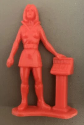Plastic Tim Mee Toys retro Sci-fi “ Computer Girl “ ! - Image 1 of 3