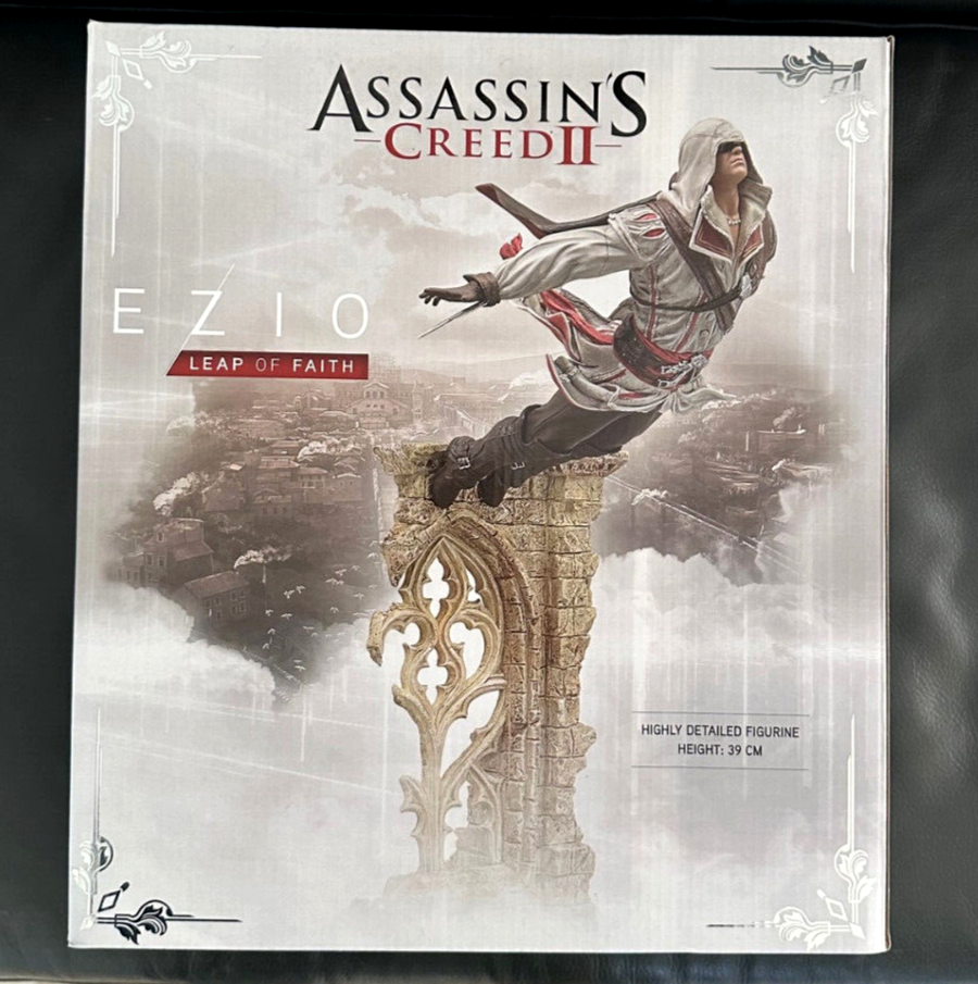 Assassin's Creed II Ezio Figure 39Cm Gaya Ubisoft