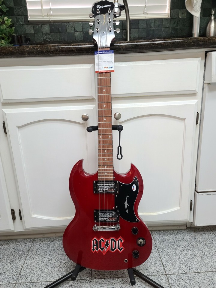 AC/DC ANGUS YOUNG SG Signed Autographed Electric Guitar PSA Certified ...