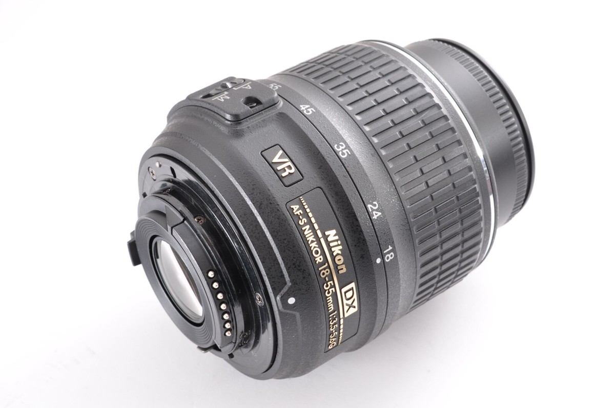 Nikon AF-S DX NIKKOR 18-55mm f/3.5-5.6 G 