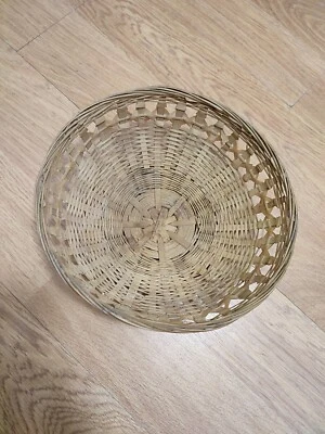 ANCIEN PANIER A QUETE En Osier Rond RELIGION MESSE EGLISE - Diamètre 23 cm - Photo 1/2