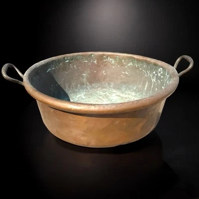 Bassine en cuivre martelé ancienne avec poignée métal – signée N°38 vintage - Photo 1/4