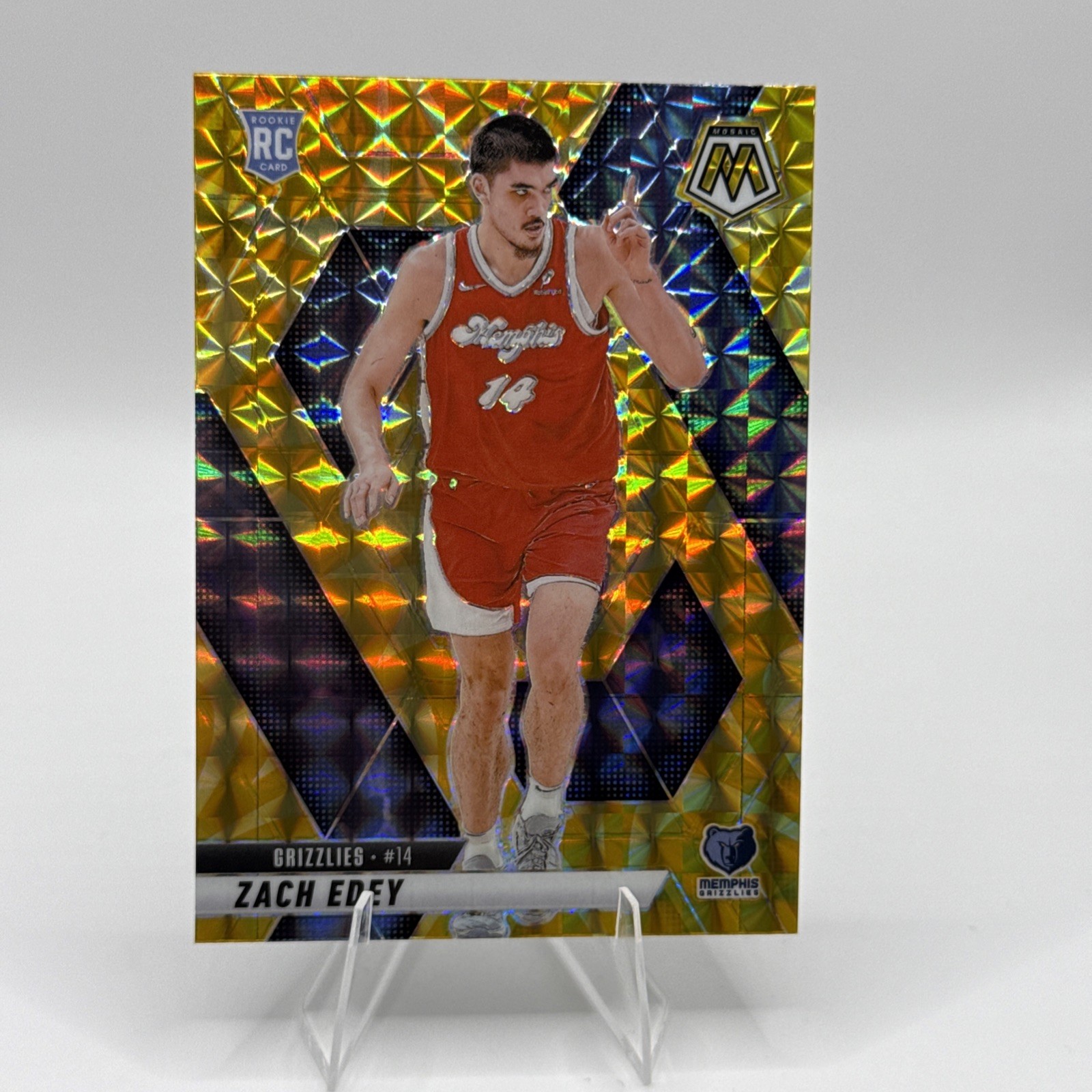 2024-25 Panini Mosaic - Rookies Zach Edey #248 Reactive Yellow Mosaic Prizm (RC)