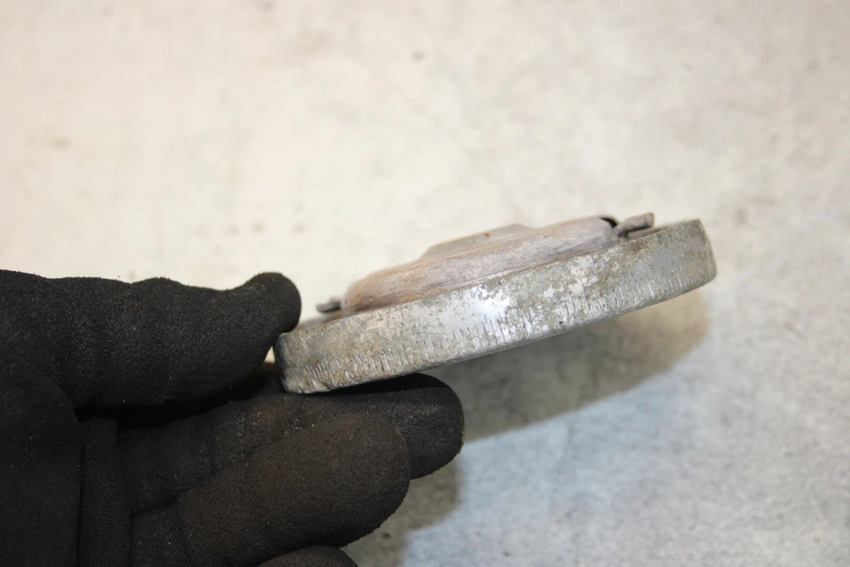 Yamaha YD2 250 1959 tanque de combustible de aluminio tapas de gasolina V12-2446 ABK Foto 4 de 4