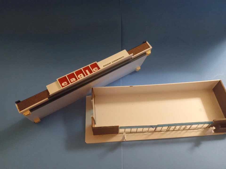 EAGLE Grocery Store Diorama; Scratch Built; Polystyrene & Wood - Image 2 of 4
