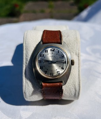 Mid Century Ruhla Mens Watch Antimagnetic GDR Electronically Timed Inoxydable