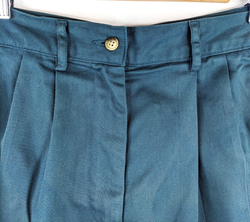 IZOD CLUB VTG 90s Women Teal Green Cotton Pleated Chino Shorts Size 8 - Picture 2 of 6