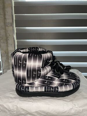 UGG Classic Maxi Wavelength Short Sz 9 | eBay