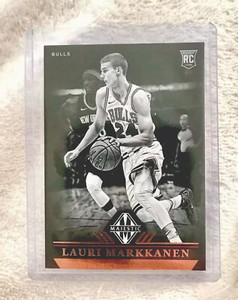 LAURI MARKKANEN ROOKIE MAJESTIC Panini Chronicles JAZZ 2017-18💎🏀