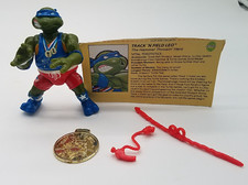 Track 'N Field Leo Near Complete Teenage Mutant Ninja Turtles TMNT 1992 w/ Card