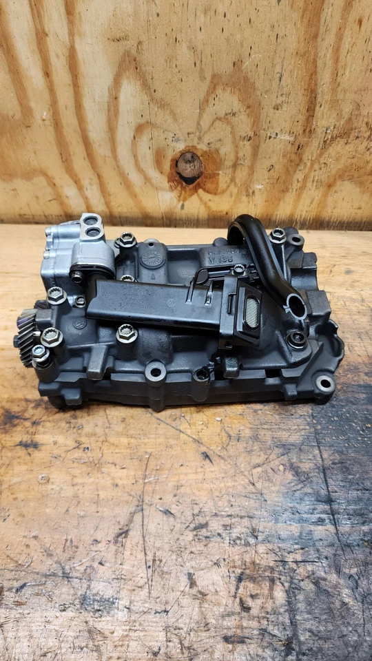 OEM VW Audi Balancer Shaft With Oil Pump And Cog 03L103537 03L115105 - Image 2 of 4