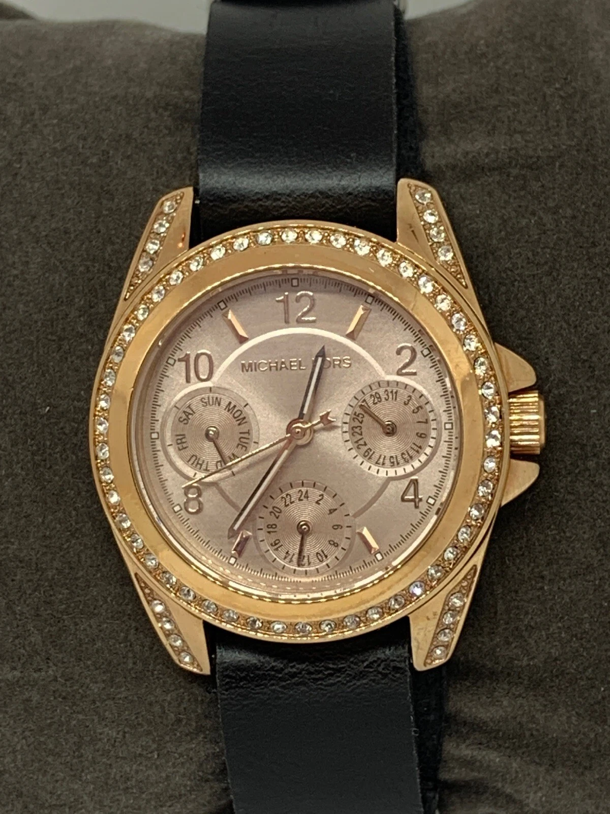 Michael Kors MK6175 Orologio da polso Donna Pelle Nera Analogico Quadrante Oro Rosa W373
