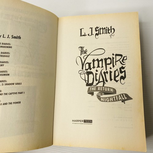 The Vampire Diaries 3x The Return Series Paperback Books by L J Smith Bundle - Picture 10 of 10