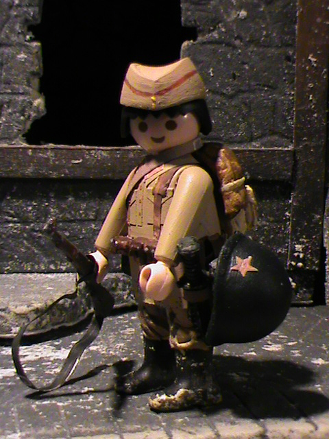 PLAYMOBIL CUSTOM SOLDAT Russe (Berlin-1945) Ref-0015 Bis