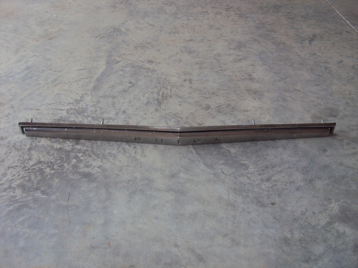84 85 86 87 BUICK REGAL HEADER PANEL EMBLEM 1984 1985 1986 1987 | eBay