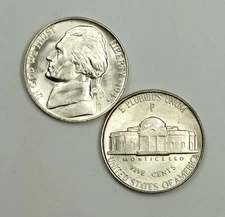 1945 P UNCIRCULATED JEFFERSON NICKEL CHOICE TO GEM BU  40% SILVER