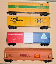 Lot Of 4 HO Gauge Freight Cars 50' Box Reefer 4 Bay Center Flow Hopper RTR READ