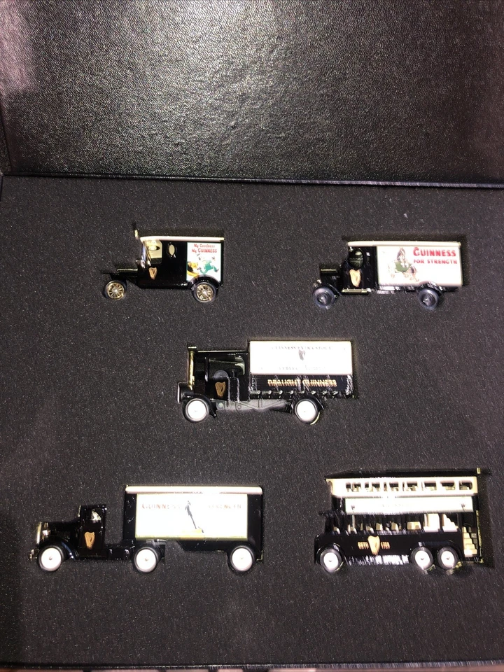 Guinness 1999 Lledo Diecast Vehicle Collection Set w/ Art Print Limited Edition - Image 2 of 4