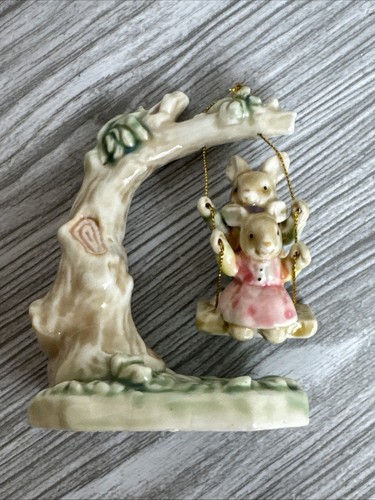 1993 Albert E Price Tales of Bunny Hollow Ceramic Young Bunny on a Tree Swing - Picture 10 of 11