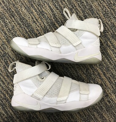 lebron soldier 11 size 5.5