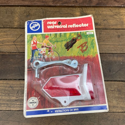 Juego reflector vintage Cateye pinza de freno NOS trasero rojo 3 lados trasero bicicleta - Imagen 1 de 11