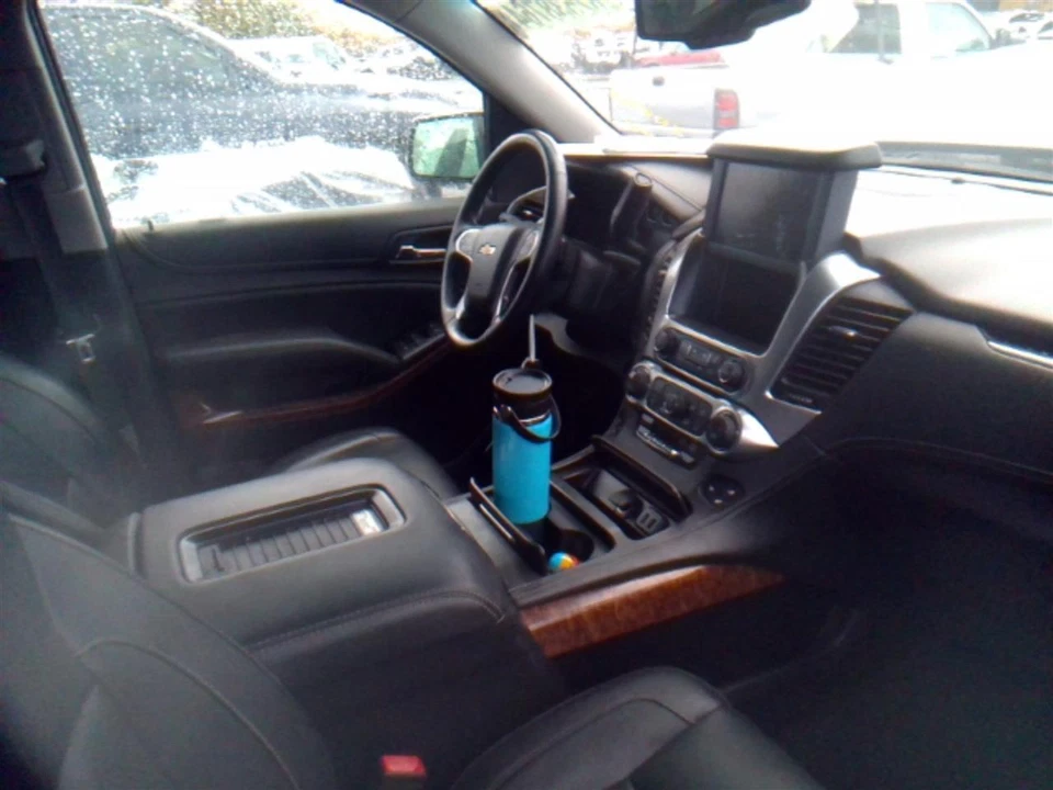 Used Front Left Seat Belt Front fits: 2017 Chevrolet Tahoe bucket and bench driv Foto 4 de 4