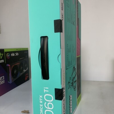 【初音ミク限定】ASUS GeForce RTX 5060 Ti O8G ASUS TX Gaming GeForce RTX 5060 Ti OC HATSUNE MIKU Edition