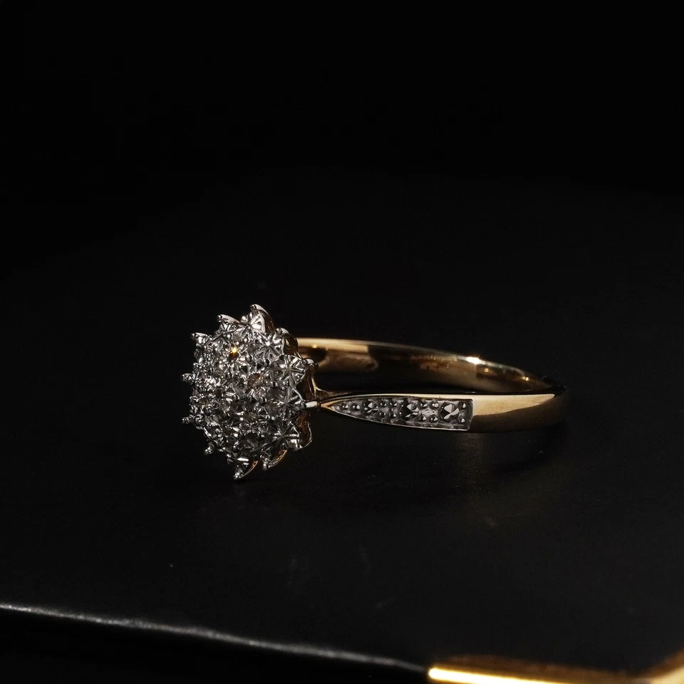 9ct Yellow & White Gold Diamond Starburst Flower Cluster Ring Size P / 7.5 - Image 3 of 4