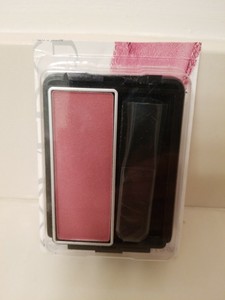 covergirl iced plum blush