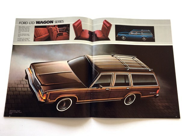 1982 Ford LTD Crown Victora 20-page Canada Car Sales Brochure