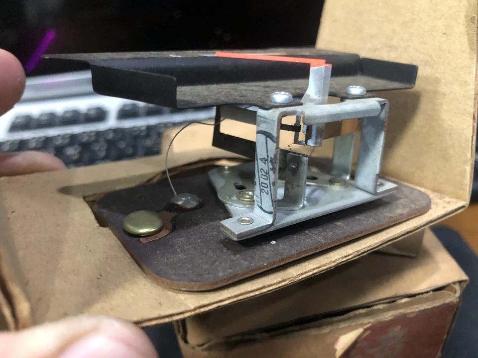 DATSUN 520 521 410 411 Calibre-Termómetro de Temperatura del Agua Genuino Nuevo de Lote Antiguo Japón Foto 3 de 4