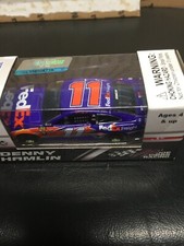 1:64 Action Denny Hamlin 1 FedEx Freight '18 Toyota Camry