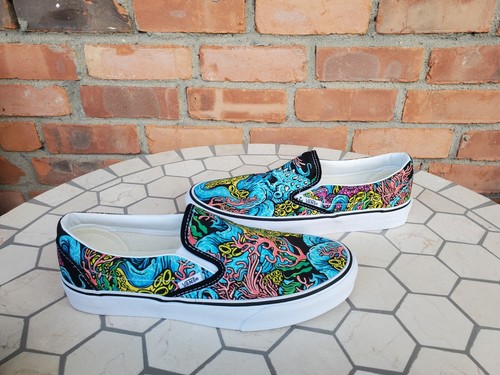 Boys 4.5 Vans Slip On Shoes Black Underwater Octopus Marine Monster Canvas Rare - Picture 3 of 9