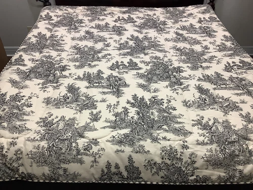 Black & Beige Toile Full size Comforter