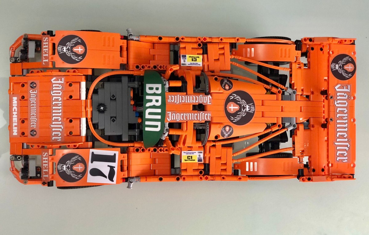 PORSCHE - 962 JAGERMEISTER N 17 WINNER kit 1/8 scale brick PORSCHE - 962 JAGERMEISTER N 17 WINNER kit 1/8 scale brick