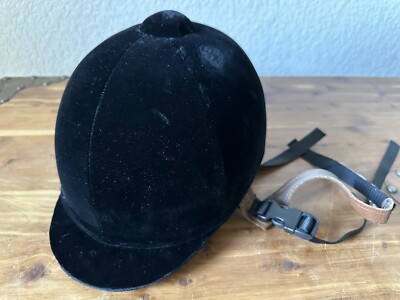 Casque D'équitation International Riding Helmet Velours Noir - Taille 6,5 (neuf Avec Défauts)