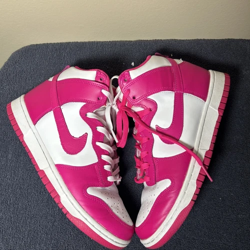 Nike Dunk High Pink