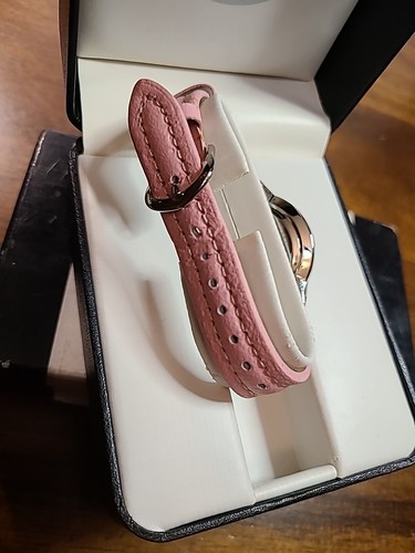 Pittsburgh Steelers NFL 2008 Avon Woman's Game Time Watch Pink Leather Band READ - Picture 10 of 14