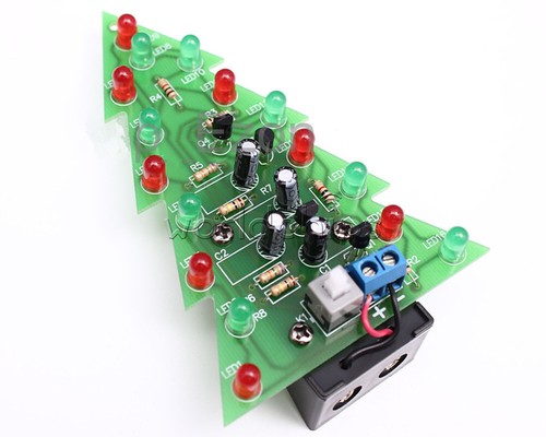 Alberi di Natale Circuito LED Rosso Verde Flash Light Tuta Elettronica Fai da Te Kit - Foto 3 di 6