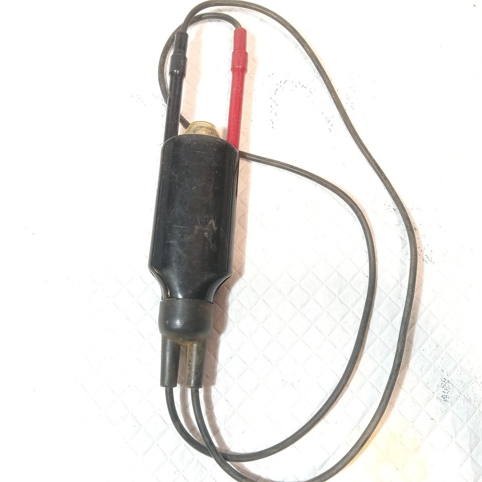 VINTAGE SQUARE D COMPANY WIGGINTON "WIGGY" VOLTAGE TESTER MODEL 5008