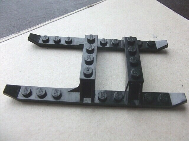 Picture 4 of 10