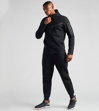 men nike sweatsuit outfit