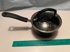 NEW T-FAL ULTIMATE Hard Anodized TITANIUM NON STICK  1 QT COVERED SAUCE PAN